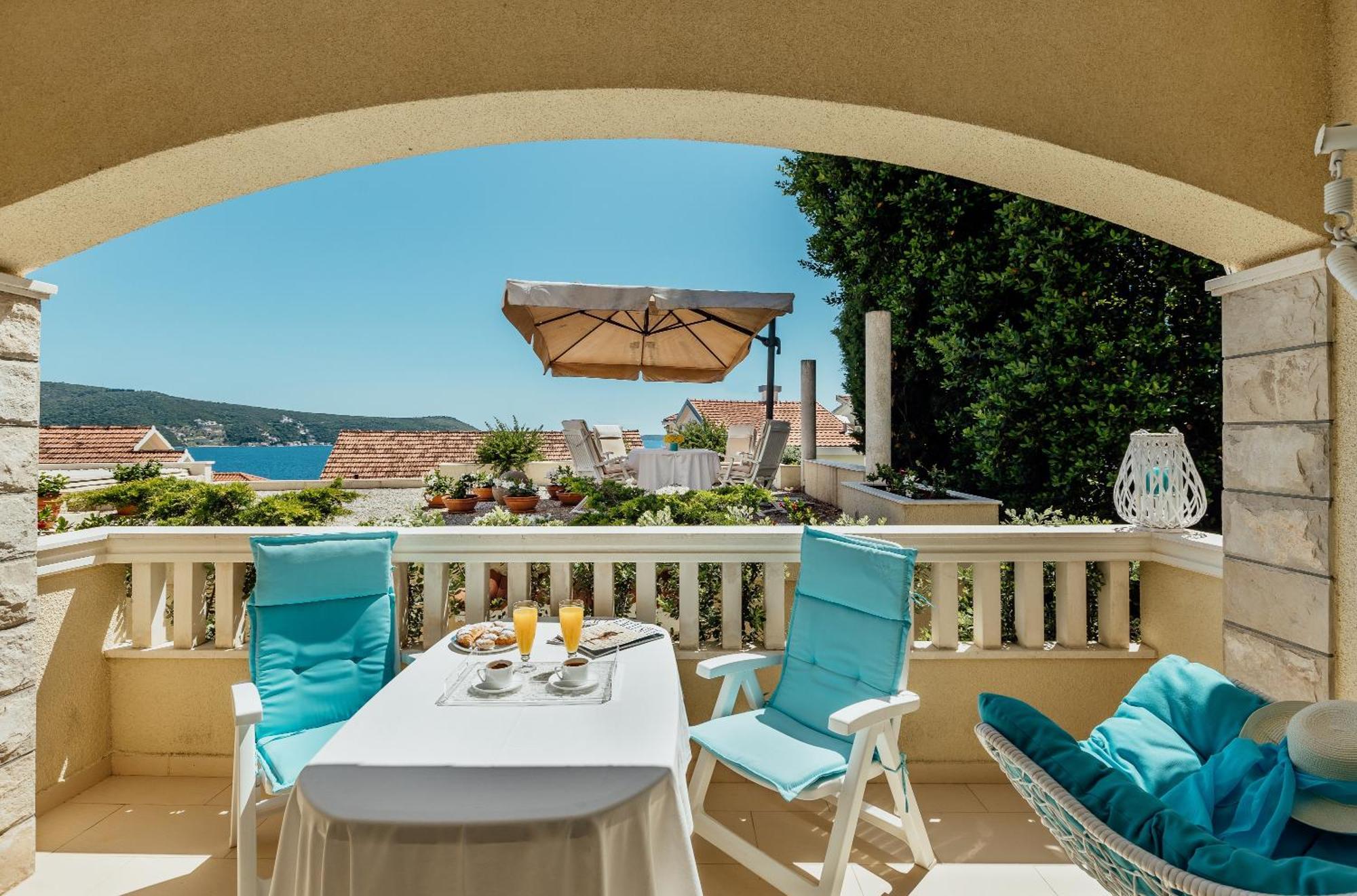 Apartments Porobic Herceg Novi Buitenkant foto