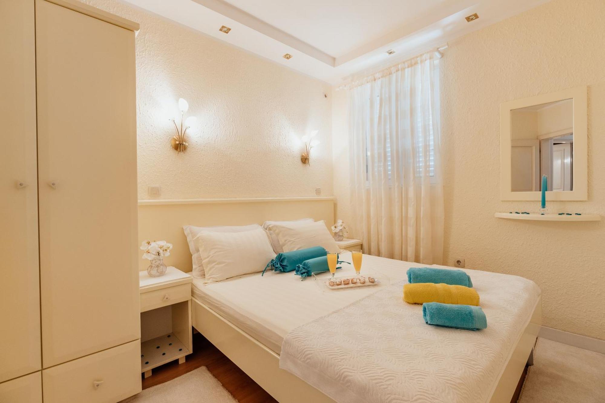 Apartments Porobic Herceg Novi Buitenkant foto