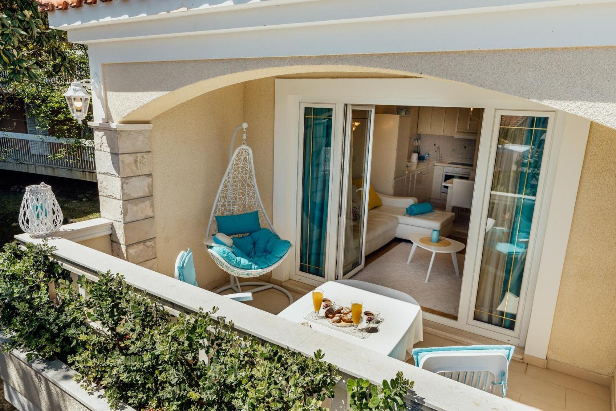 Apartments Porobic Herceg Novi Buitenkant foto
