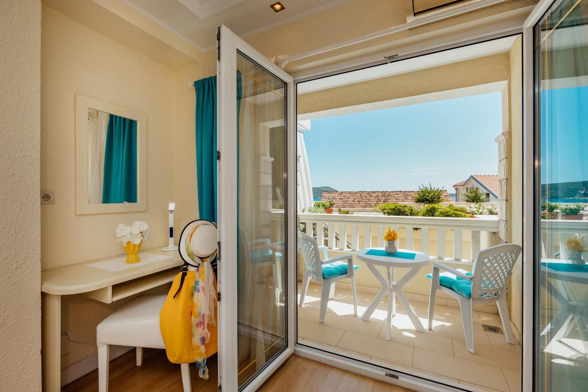 Apartments Porobic Herceg Novi Buitenkant foto