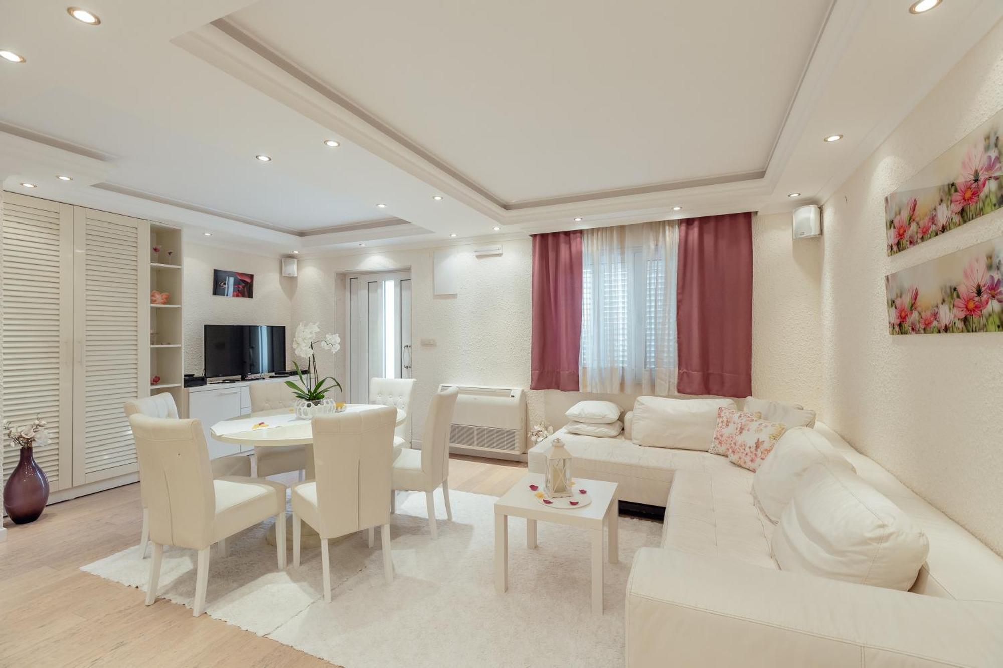 Apartments Porobic Herceg Novi Buitenkant foto
