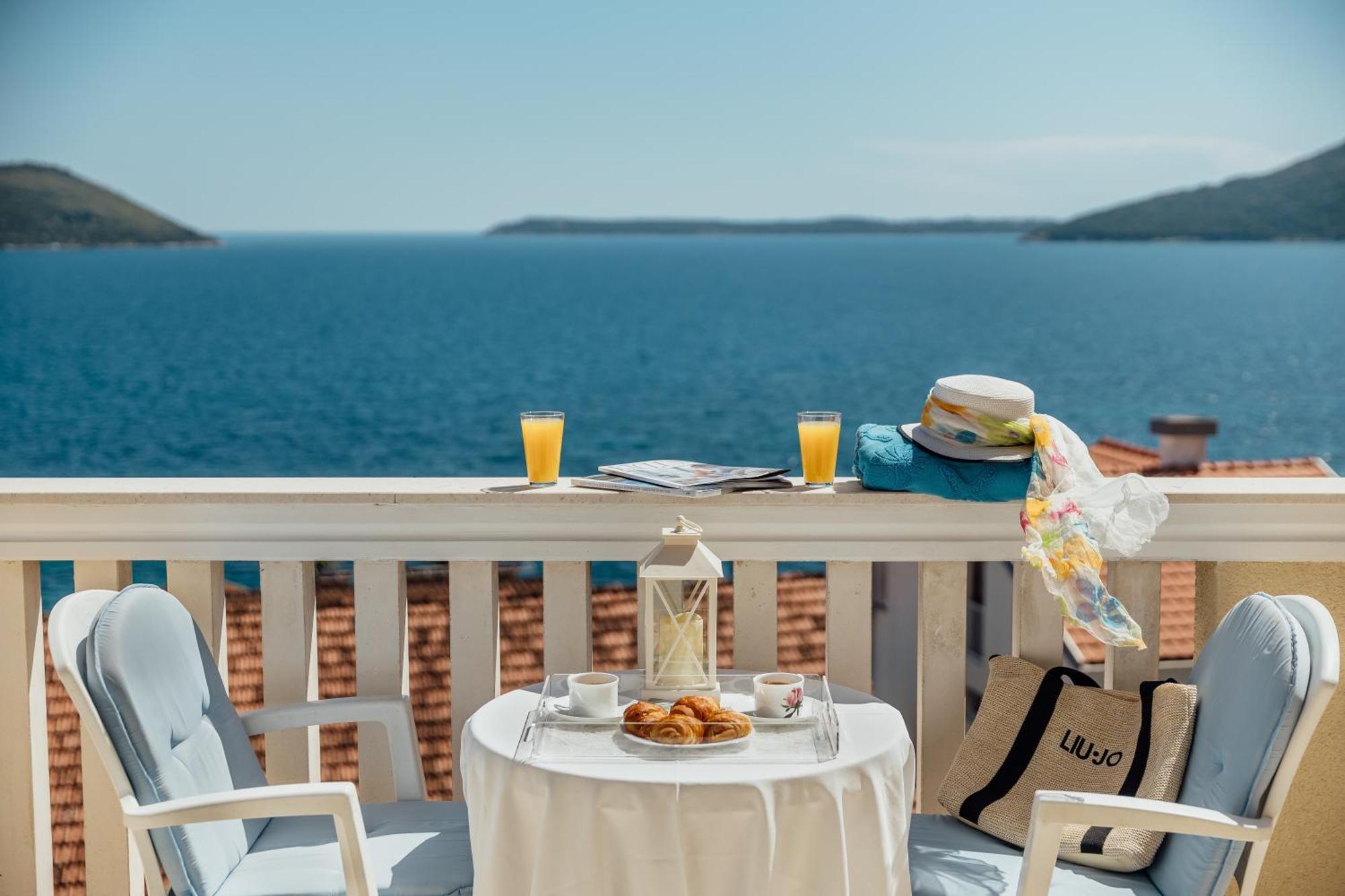 Apartments Porobic Herceg Novi Buitenkant foto