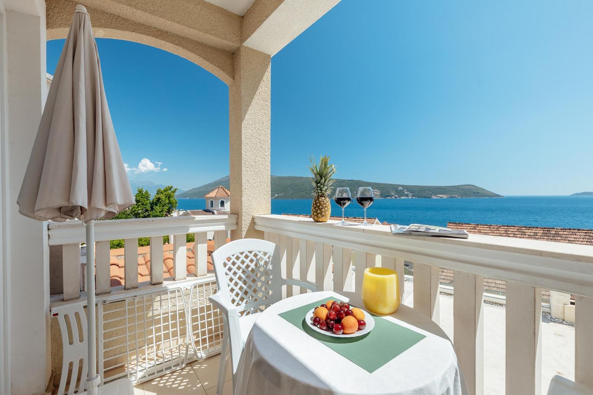 Apartments Porobic Herceg Novi Buitenkant foto