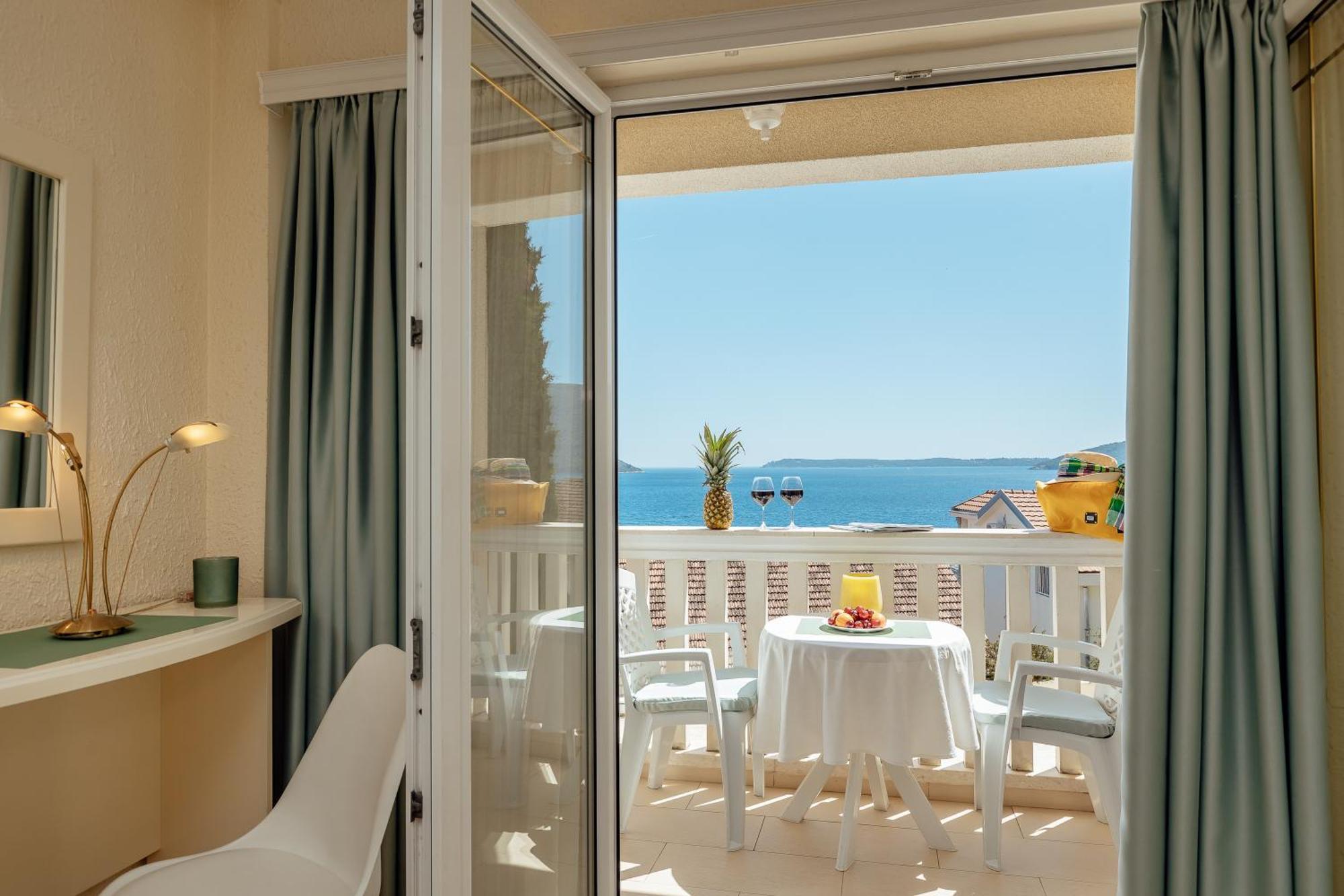 Apartments Porobic Herceg Novi Buitenkant foto