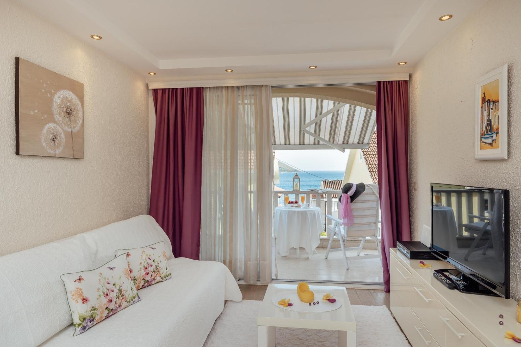 Apartments Porobic Herceg Novi Buitenkant foto
