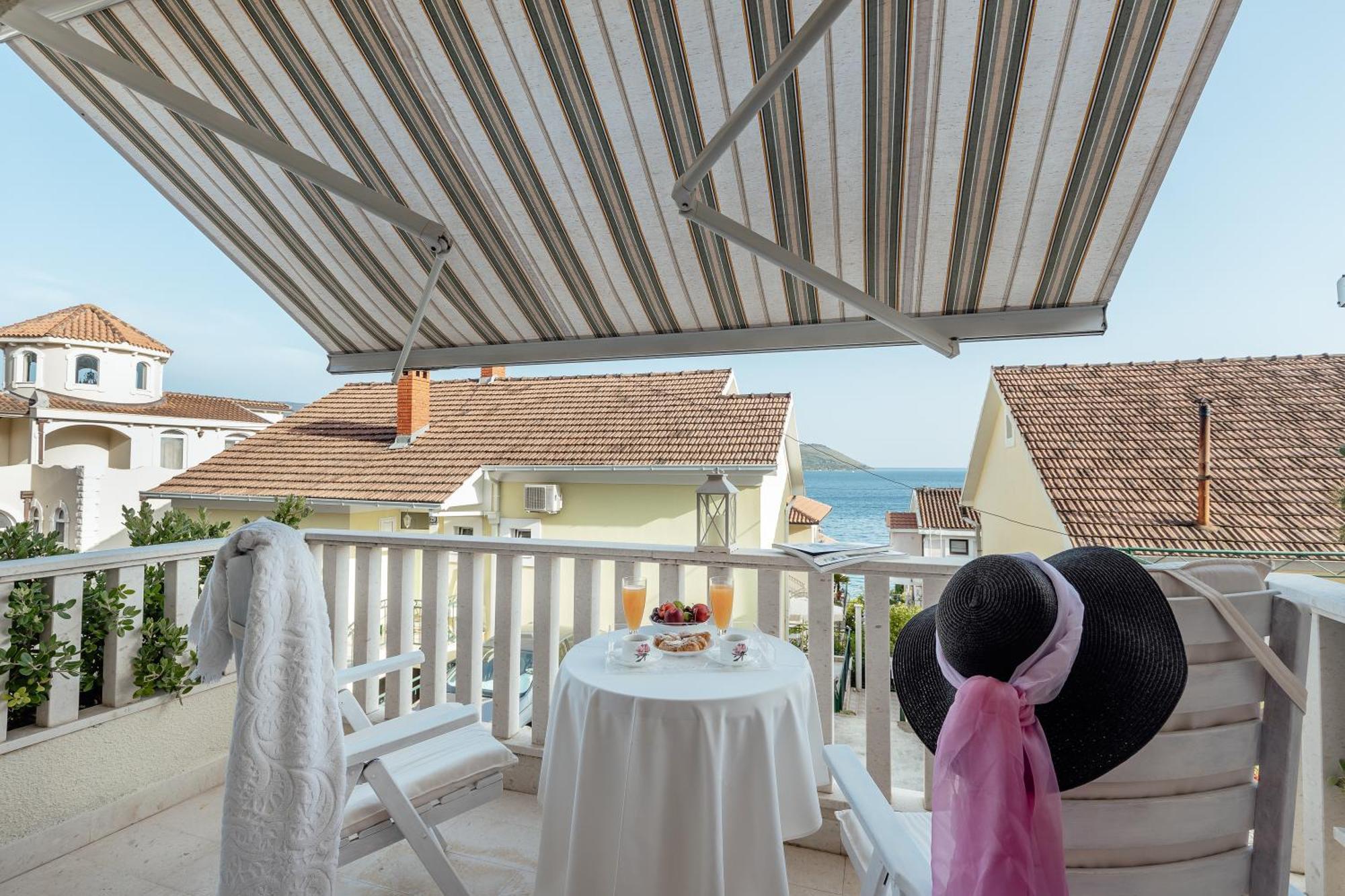 Apartments Porobic Herceg Novi Buitenkant foto