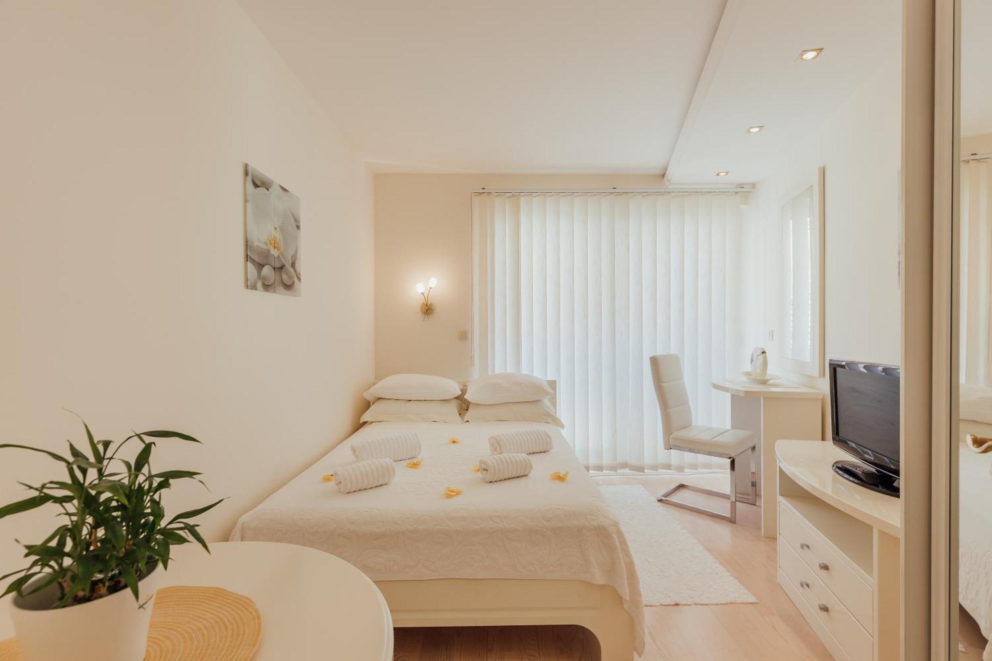 Apartments Porobic Herceg Novi Buitenkant foto