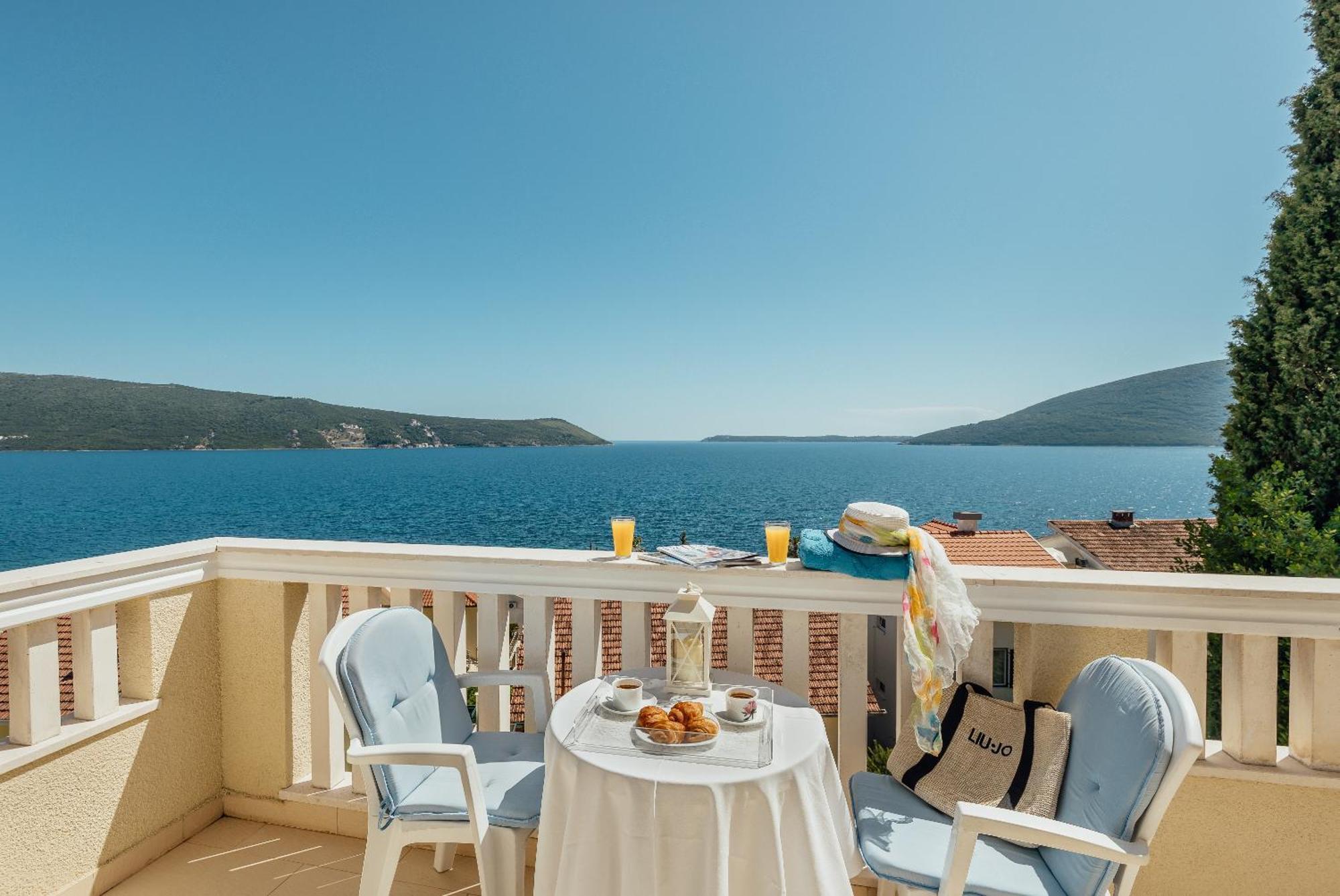 Apartments Porobic Herceg Novi Buitenkant foto